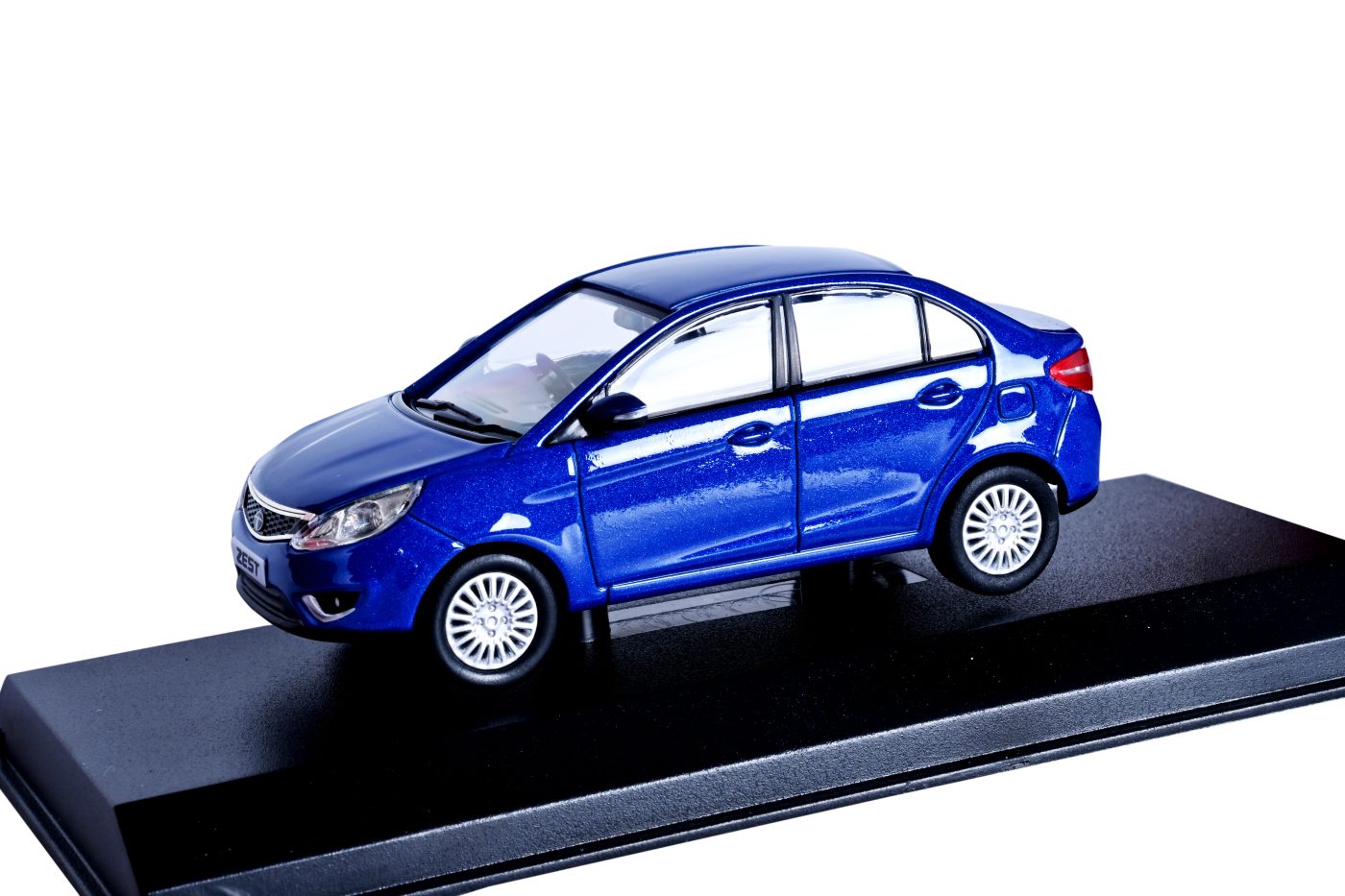 Tata Zest 1:43 Diecast Scale Model car with Acrylic Case - Official Merchandise (Blue)
